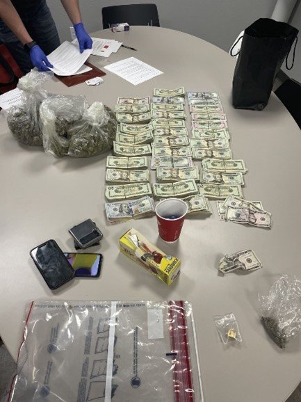 Arrest Yields Drugs Guns And 40k Boone County Daily News 9640