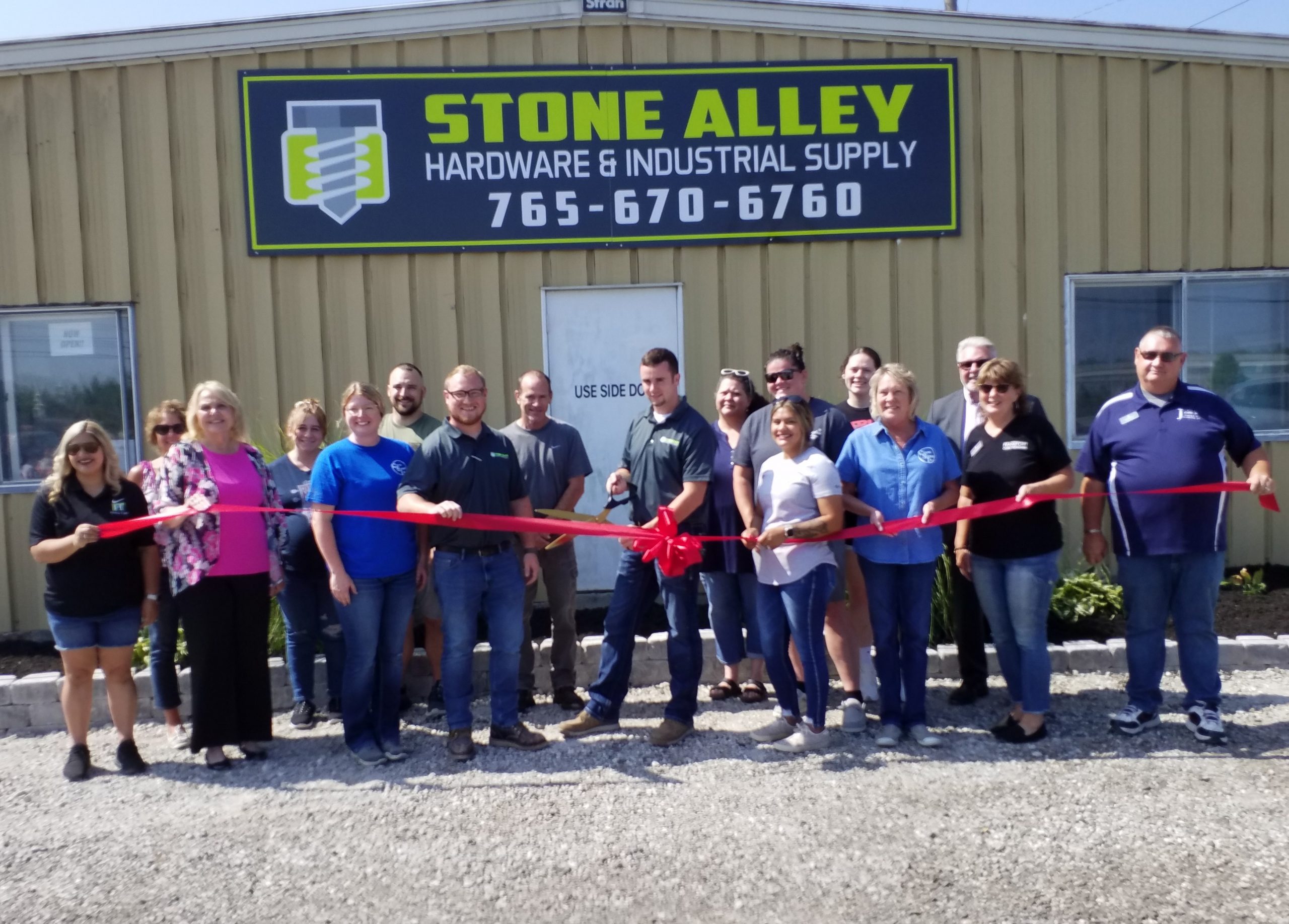 Stone Alley Hardware & Industrial Supply Now Open on State Road 28